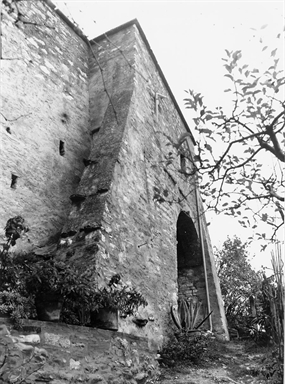 Porta del Castello di Serrapetrona